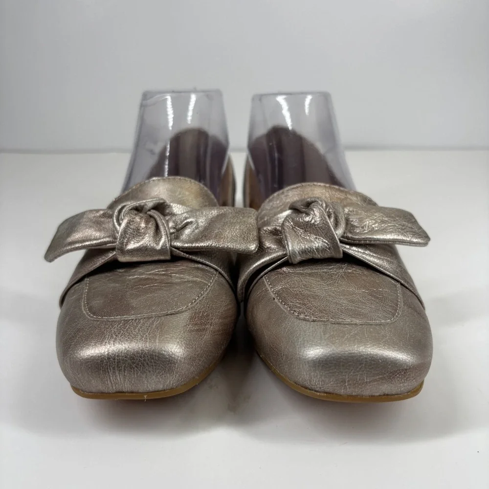 Born Carrine Women's US 7.5M Pewter Metallic Leather Bow Comfort Slip-On Loafers
